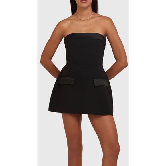 NWT Amanda Uprichard Lucienne Skort Romper Black Satin Trim Strapless Size Small - Picture 1 of 9